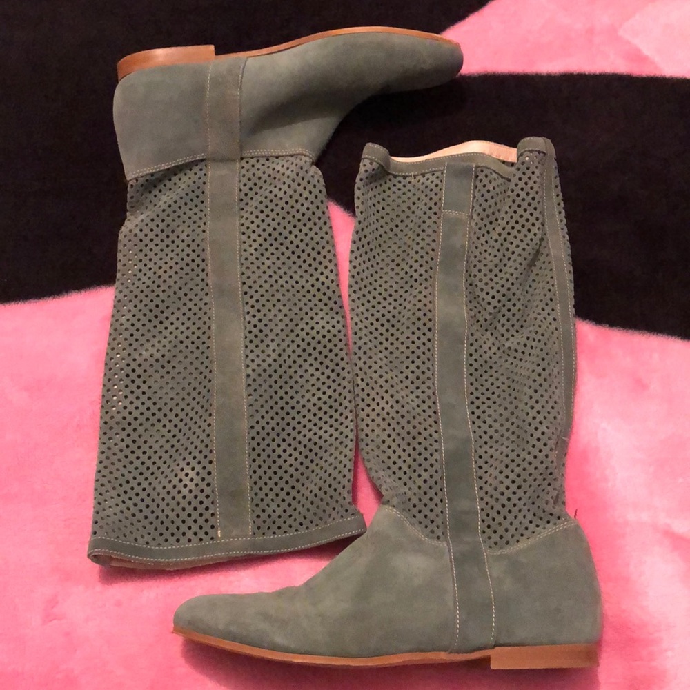Super unique boots